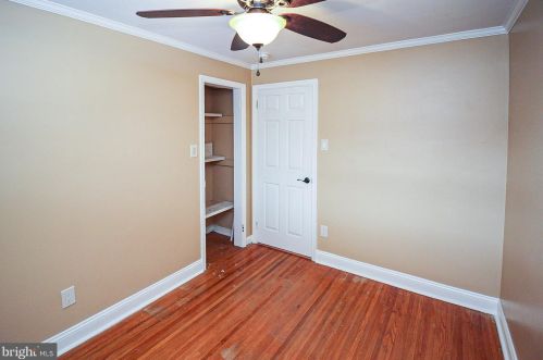 2626 Finlaw Ave, Camden NJ 08109-3116 exterior