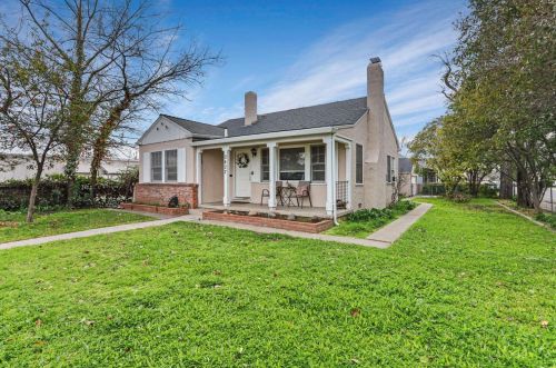 2427 Mission Rd, Stockton, CA 95204-4162