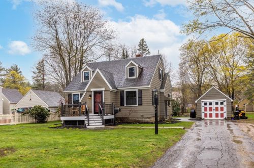 420 Sherburne Ave, Portsmouth, NH 03801