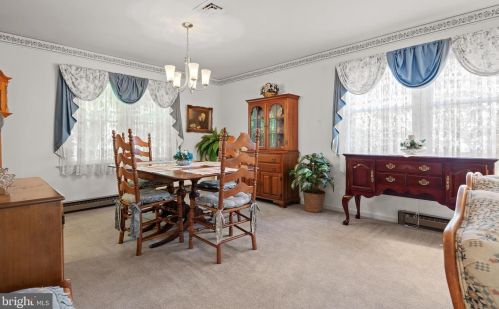 1883 Manchester Ln, Lancaster PA  17601-6210 exterior