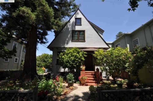 1913 Francisco St, Berkeley, CA 94709-2123