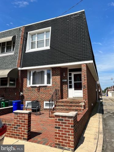 2808 8th St, Philadelphia PA  19148-5035 exterior