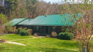 6690 Circle Dr, Radford VA  24141-8274 exterior