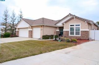 2802 Taylor Ave, Visalia, CA 93291-8631
