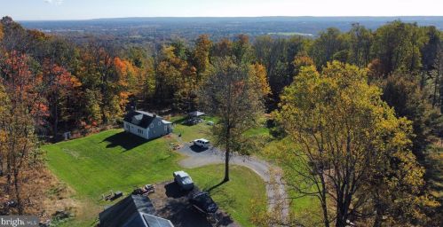 9 Stacey Rd, Flemington, NJ 08822-2626