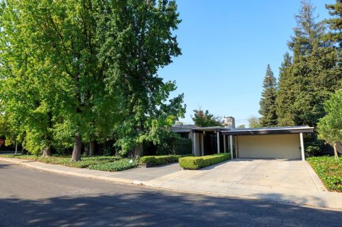 1009 Brady Ave, Modesto, CA 95350-5203