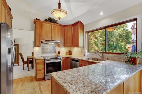 6627 Heritage Pl, Englewood, CO 80111-4639