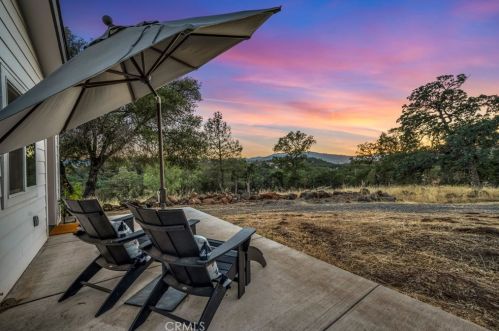 21018 Yankee Valley Rd, Middletown, CA 95467-8781