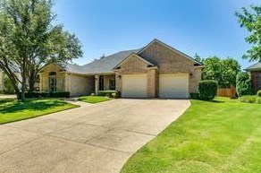 7029 Brierhollow Ct, Fort Worth TX  76132-7110 exterior