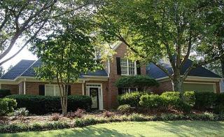 600 Leather Hinge Trl, Roswell, GA 30075-4187