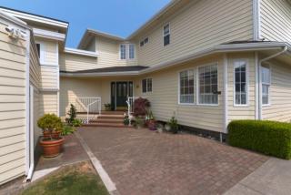 4054 Salt Spring Dr, Ferndale WA  98248-9538 exterior