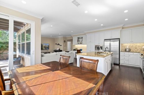 66 Rembrandt, Irvine CA  92620-7314 exterior