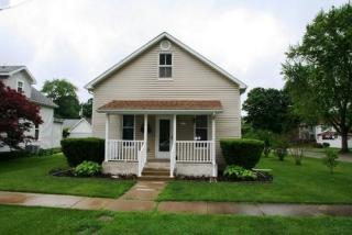 315 School St, Minier, IL 61759-7519