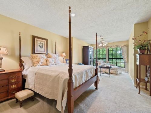 2202 Country Crk Way, Richmond TX 77406-6611 exterior