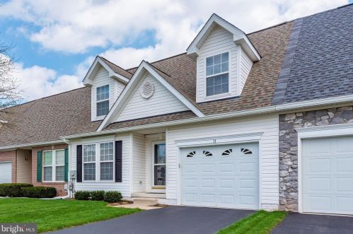 11 Golf Course Ln, Graceham, MD 21788-2267