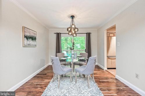 9008 Octavia Ct, Springfield VA  22153-1636 exterior