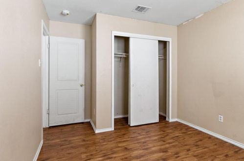 3206 Crownover St, Austin TX  78725-4755 exterior