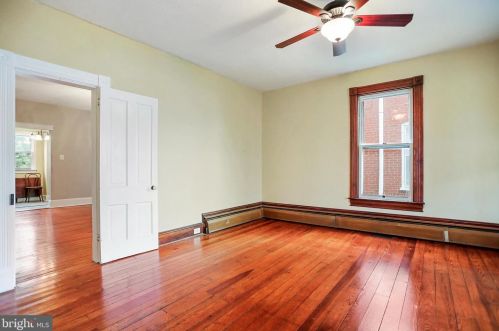 328 Mildred St, Charles Town WV  25414-1834 exterior