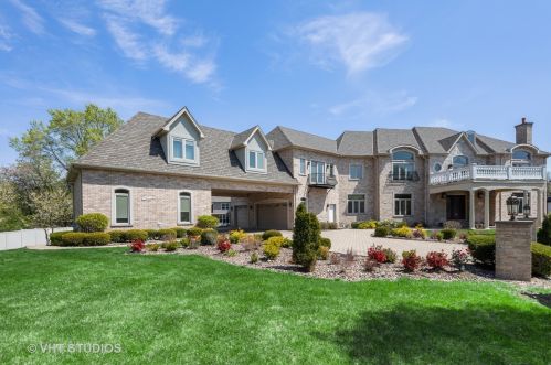 1511 Shiva Ln, Naperville, IL 60565-6708