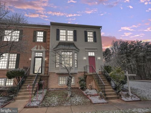6250 Levi Ct, Springfield, VA 22150-7800