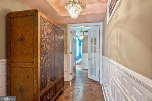 758 10th St, Philadelphia PA 19123-1966 exterior