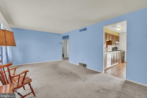 1125 Burgard St, York, PA 17404-2320