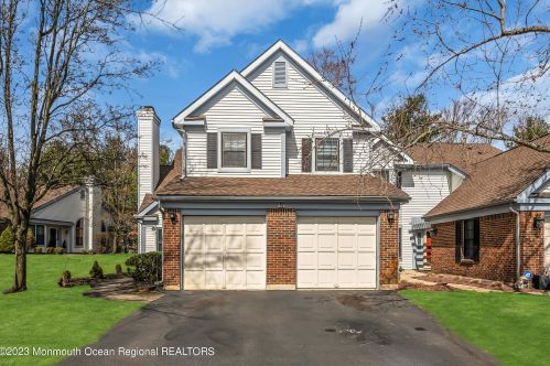 51 Gimbel Pl, Tinton Falls NJ  07712-2565 exterior