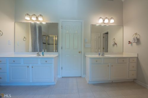 408 Harris Manor Dr, Atlanta GA  30311-2118 exterior