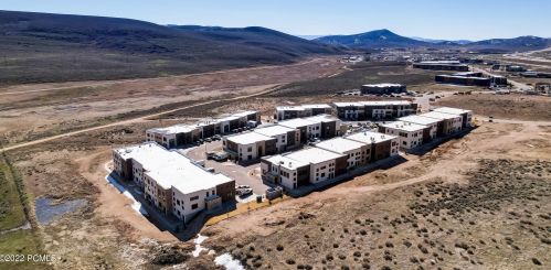 4554 Forestdale Dr, Park City UT 84098-4302 exterior