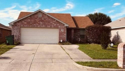 130 Shawnee St, Greenville, TX 75402-2810