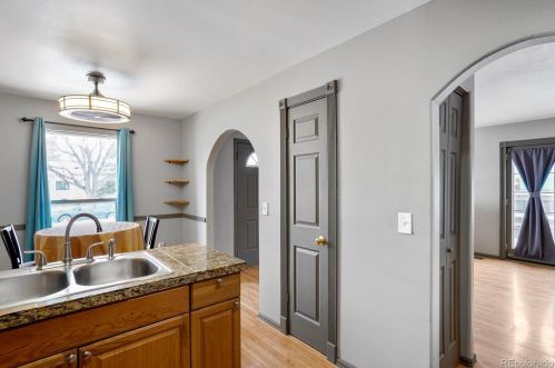 19551 Batavia Dr, Aurora CO  80011-5310 exterior