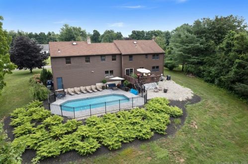 5 Country Way, Wallingford, CT 06492-5357