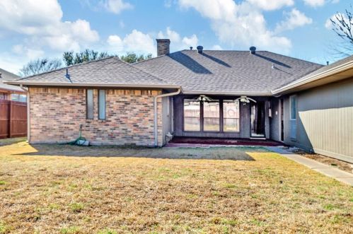 2504 Partridge Pl, Carrollton TX  75006-2009 exterior