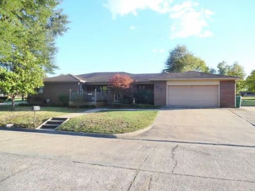 1118 Alex Denton Dr, Sallisaw, OK 74955-3218