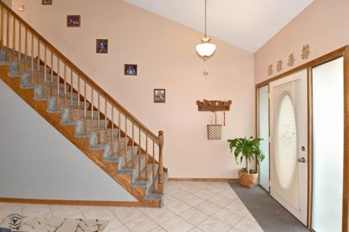 17633 Heather Ln, Tinley Park, IL 60477-6570