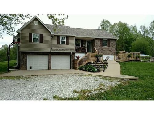 7744 Saddle Ridge Rd, Fort Russell, IL 62010-2528