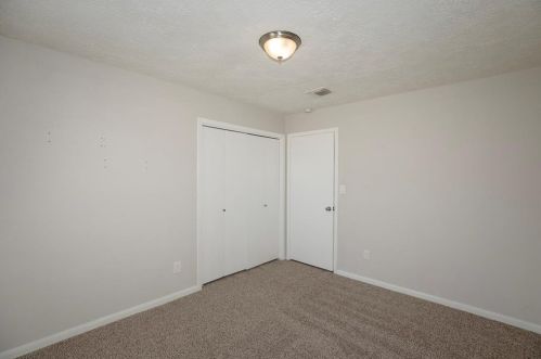 2212 Mockingbird Ln, Morgans Point TX 77571-2542 exterior