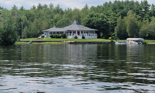 71 Sleepy Hollow Ln, Chichester, NH 03234-4828