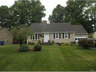 23 Sachem St, Norwalk, CT 06850-2516