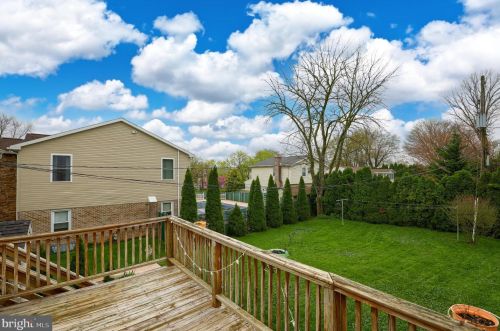 2860 Southwick Dr, Lancaster PA  17601-3549 exterior