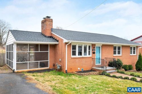 1202 Augusta St, Charlottesville, VA 22903-5105