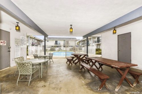 139 4th Ave, Chula Vista CA  91910-2560 exterior