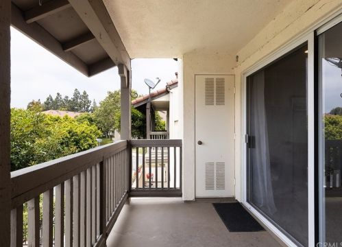 104 Cross Creek Rd, Orange CA  92869-5814 exterior
