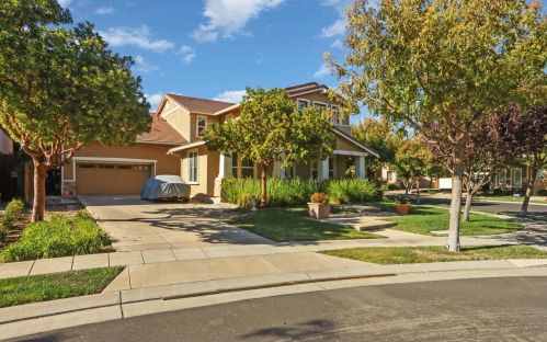 153 Hancock Park Dr, Tracy, CA 95391-1158