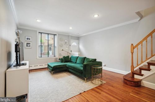 1013 Greenwich St, Philadelphia PA  19147-6320 exterior