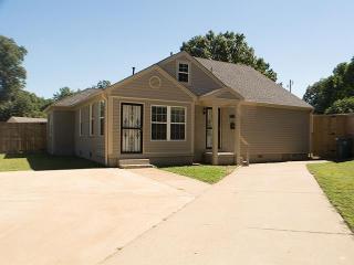 4373 Boyce Rd, Memphis, TN 38117-6403