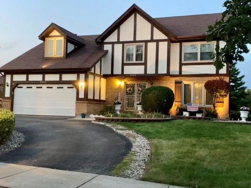 2925 Bonnie Brae Cres, Homewood, IL 60422-2025