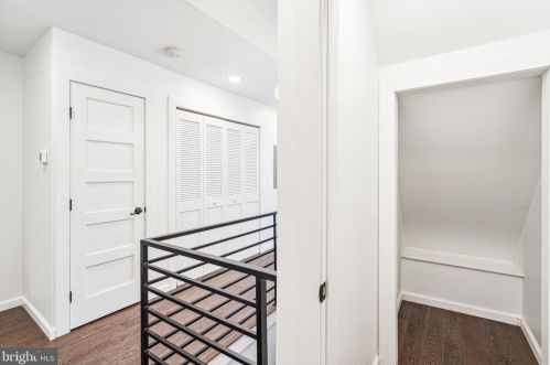 2236 Hancock St, Philadelphia PA  19133-3719 exterior