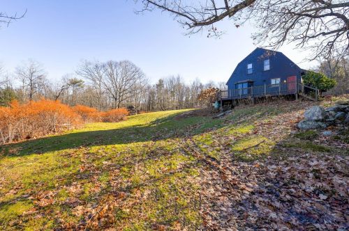 26 Whittemore Hill Rd, New Ipswich, NH 03071-4102