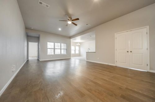 8425 Whitney Dr, Fort Worth TX  76108-2732 exterior